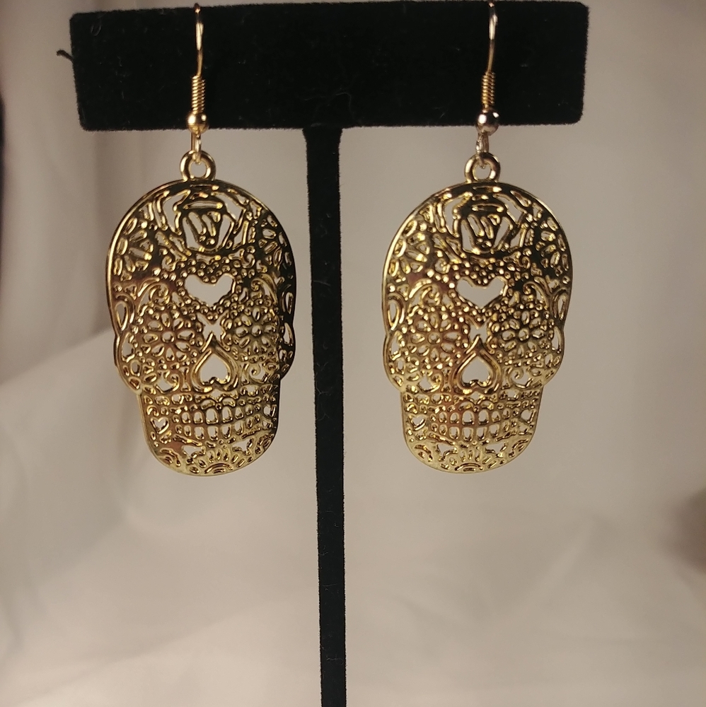 Gold Tone Skull Hanging Earrings
